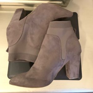 Women’s Suede Ankle Boots Size 10 NWOT